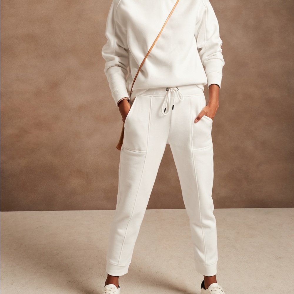 Banana Republic Cloud Fleece Utility Joggers White NWT